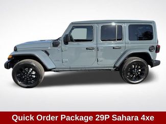 Used 2025 Jeep Wrangler Unlimited Sahara w/ Safety Group video 2