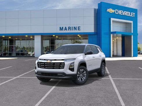 New 2026 Chevrolet Equinox LT w/ Safety and Technology Package FWD image 8