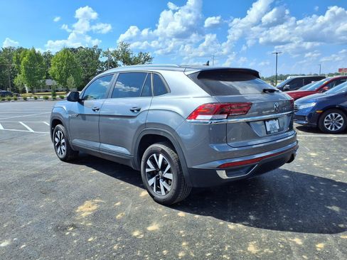 Used 2023 Volkswagen Atlas Cross Sport SE AWD/4WD image 23