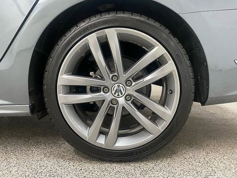 Used 2017 Volkswagen Passat 1.8T R-Line image 28