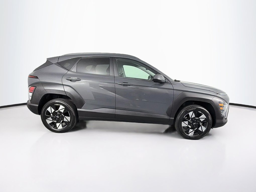 Used 2025 Hyundai Kona SEL AWD/4WD image 11