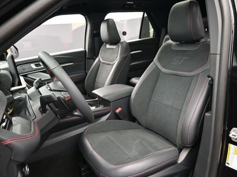 New 2026 Ford Explorer ST w/ Sun And Sound Package image 24