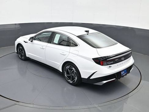 Certified 2026 Hyundai Sonata SEL FWD image 19