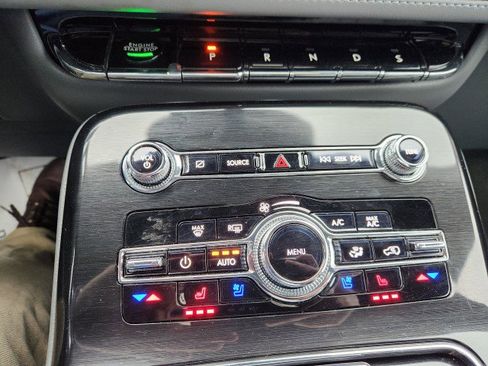 Used 2022 Lincoln Nautilus Reserve image 45