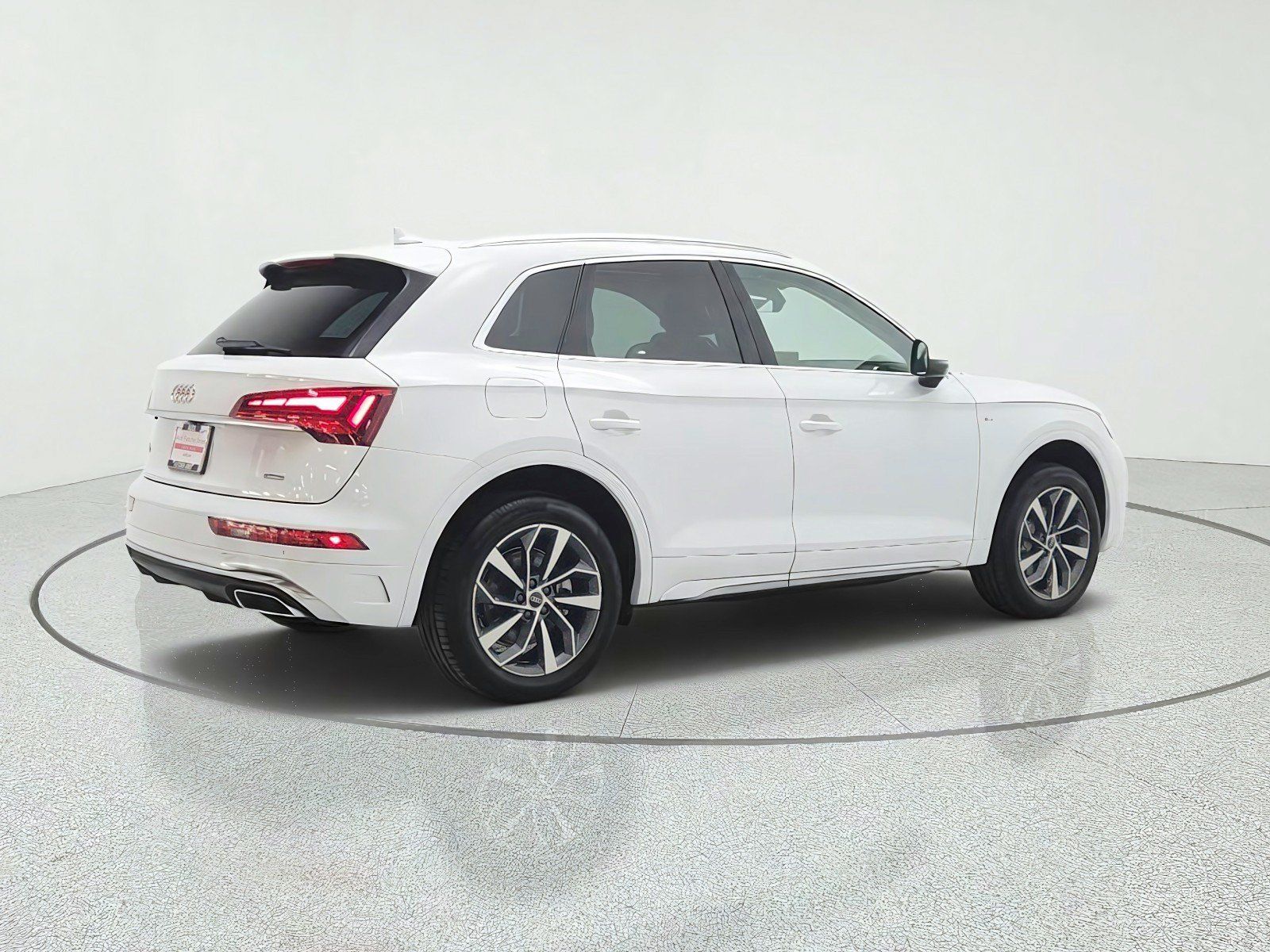 Used 2023 Audi Q5 2.0T Premium w/ Convenience Package AWD/4WD image 5