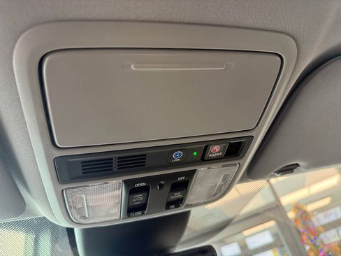 Used 2022 Honda Odyssey Touring image 20