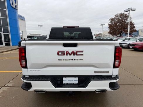Used 2020 GMC Sierra 1500 Elevation w/ Elevation Value Package image 3