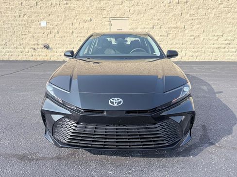 Used 2026 Toyota Camry LE FWD image 8