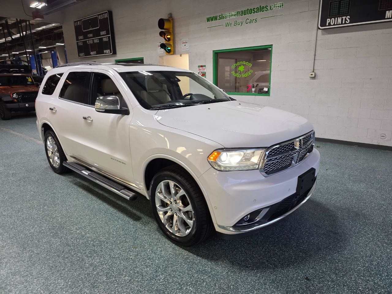 Used 2018 Dodge Durango Citadel w/ Technology Group AWD/4WD image 4