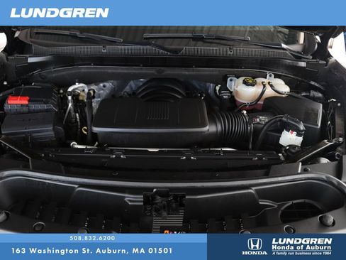 Used 2023 Chevrolet Tahoe Z71 w/ Z71 Off-Road Package AWD/4WD image 37