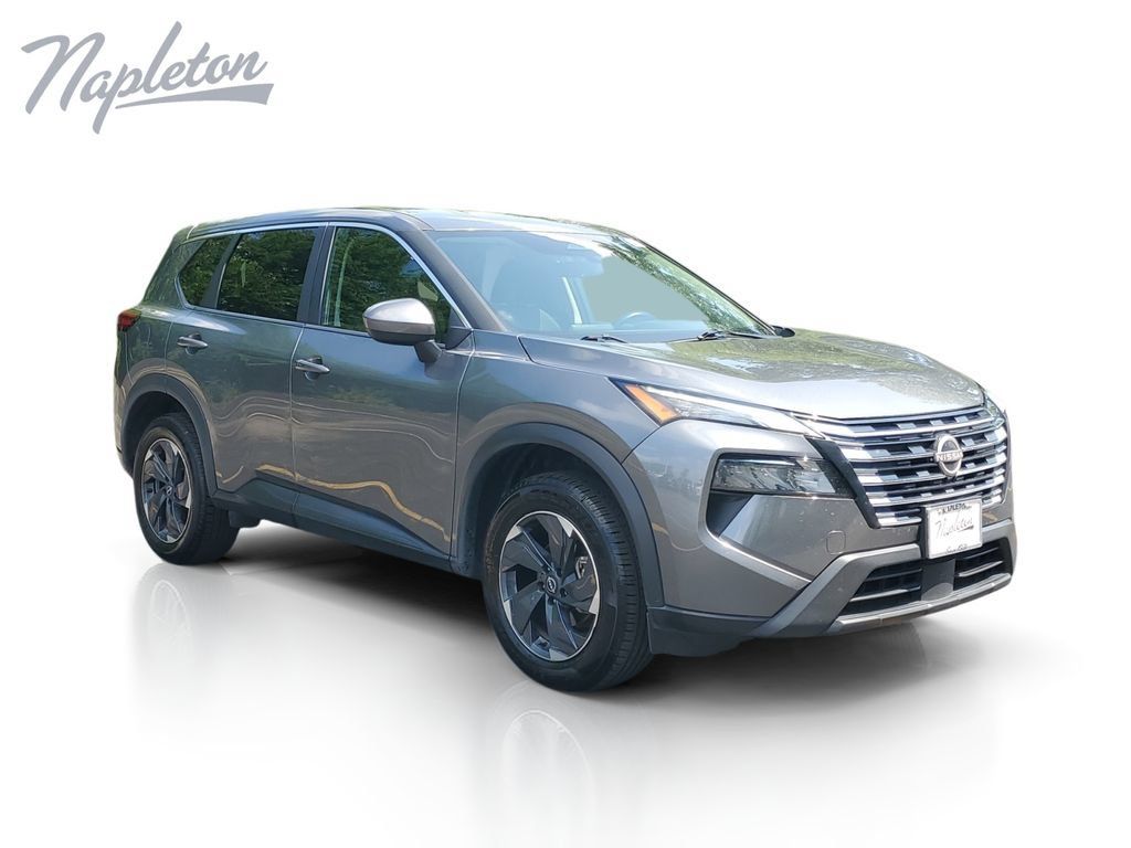 Used 2025 Nissan Rogue SV AWD/4WD image 8