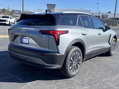 Used 2025 Chevrolet Blazer EV LT image 3