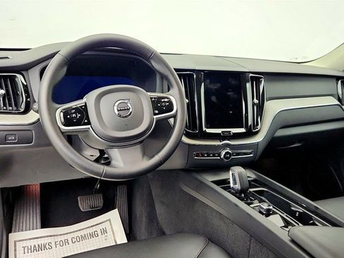 Used 2025 Volvo XC60 B5 Plus AWD/4WD image 12