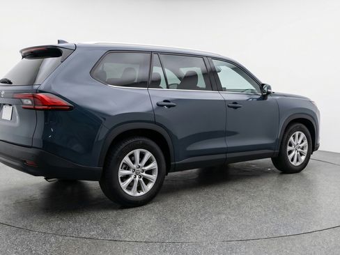 Used 2025 Toyota Grand Highlander FWD image 9