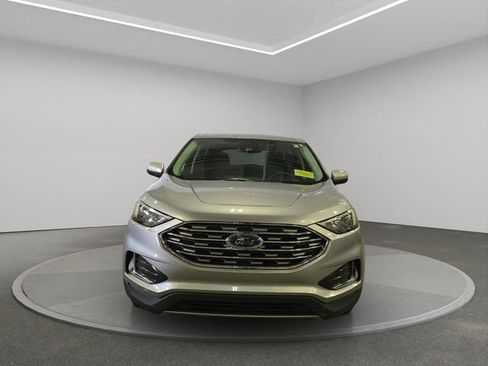 Used 2022 Ford Edge SEL image 2