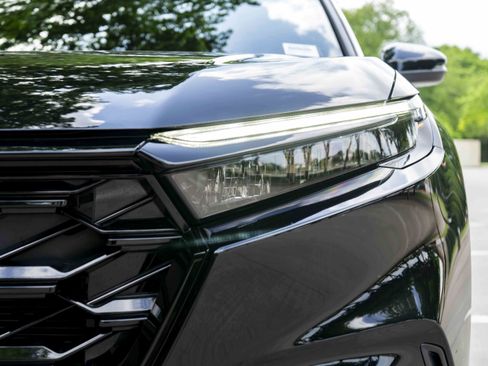 Certified 2024 Honda CR-V Sport Touring image 11