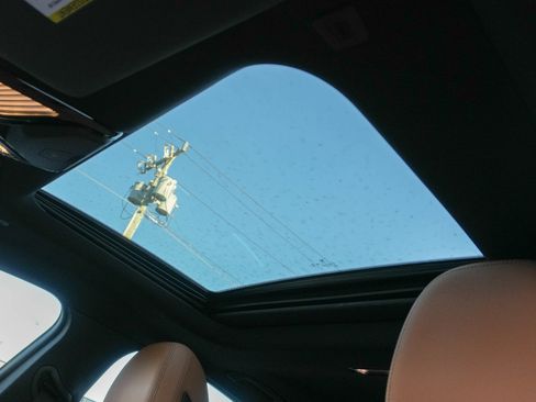 Certified 2023 BMW i4 eDrive35 w/ Premium Package image 13