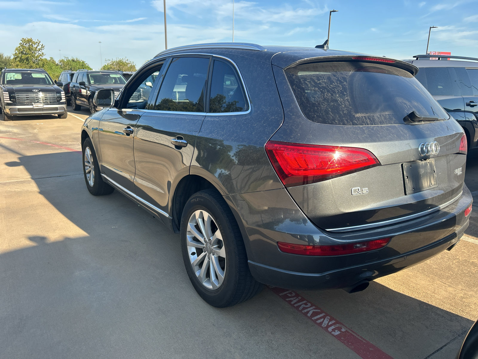Used 2015 Audi Q5 2.0T Premium Plus w/ Technology Package AWD/4WD image 10