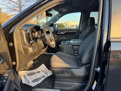 Used 2022 Chevrolet Silverado 1500 LT image 15