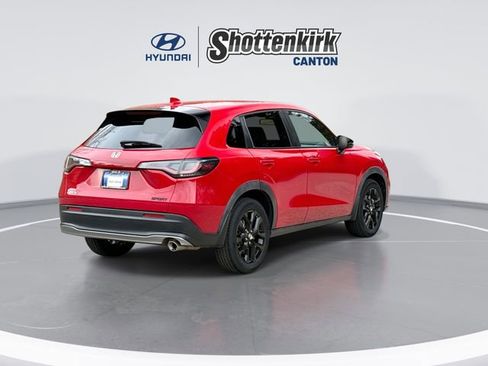 Used 2024 Honda HR-V Sport image 8