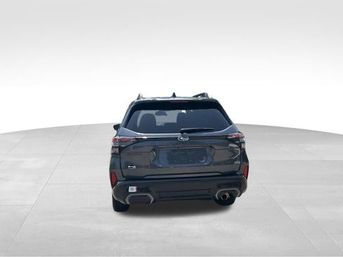 Used 2025 Subaru Forester Limited AWD/4WD image 4