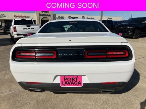 Used 2022 Dodge Challenger GT image 7