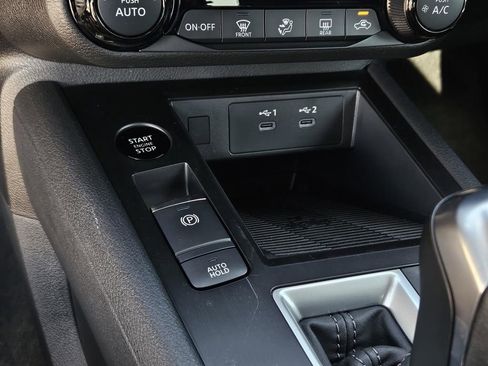 New 2026 Nissan Kicks SV image 19