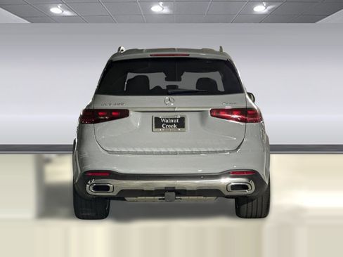 New 2025 Mercedes-Benz GLS 450 4MATIC image 10
