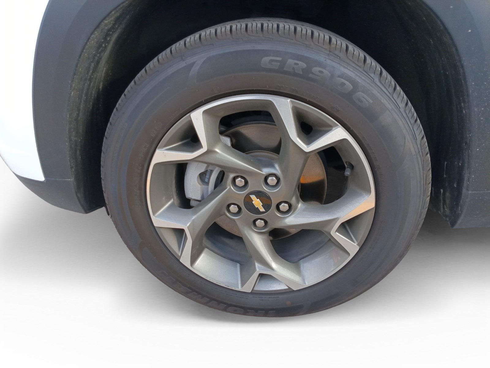 Used 2025 Chevrolet Trax LT w/ LT Convenience Package FWD image 6