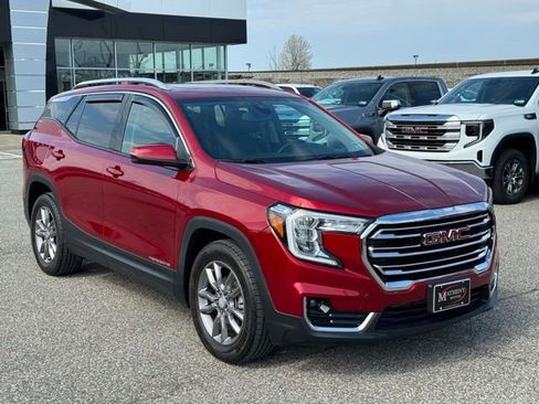 Used 2023 GMC Terrain SLT image 7