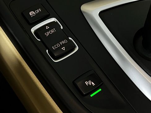 Used 2019 BMW 430i Convertible w/ M Sport Package image 25