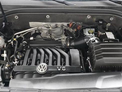Used 2018 Volkswagen Atlas Launch Edition AWD/4WD image 32