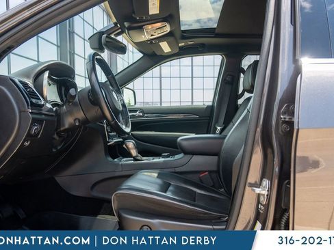 Used 2021 Jeep Grand Cherokee Overland AWD/4WD image 19
