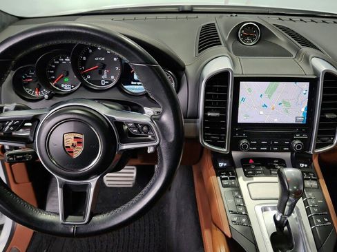 Used 2017 Porsche Cayenne GTS image 16