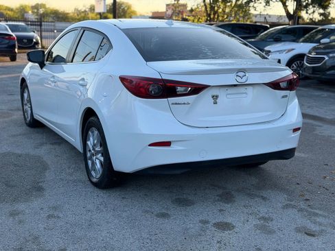 Used 2016 MAZDA MAZDA3 i Touring w/ Popular Equipment Package FWD image 7