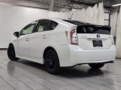 Used 2013 Toyota Prius Three w/ Solar Roof Pkg image 13