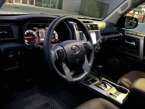 Used 2021 Toyota 4Runner Limited image 18