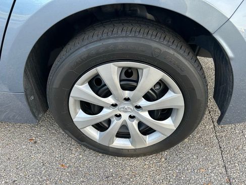 Used 2024 Toyota Corolla LE image 9