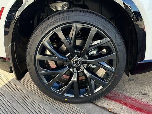 New 2026 Toyota Crown Signia image 8