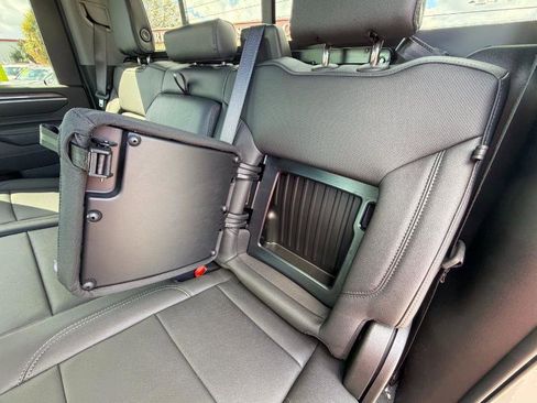 Used 2026 Chevrolet Silverado 2500 LTZ w/ LTZ Plus Package image 12