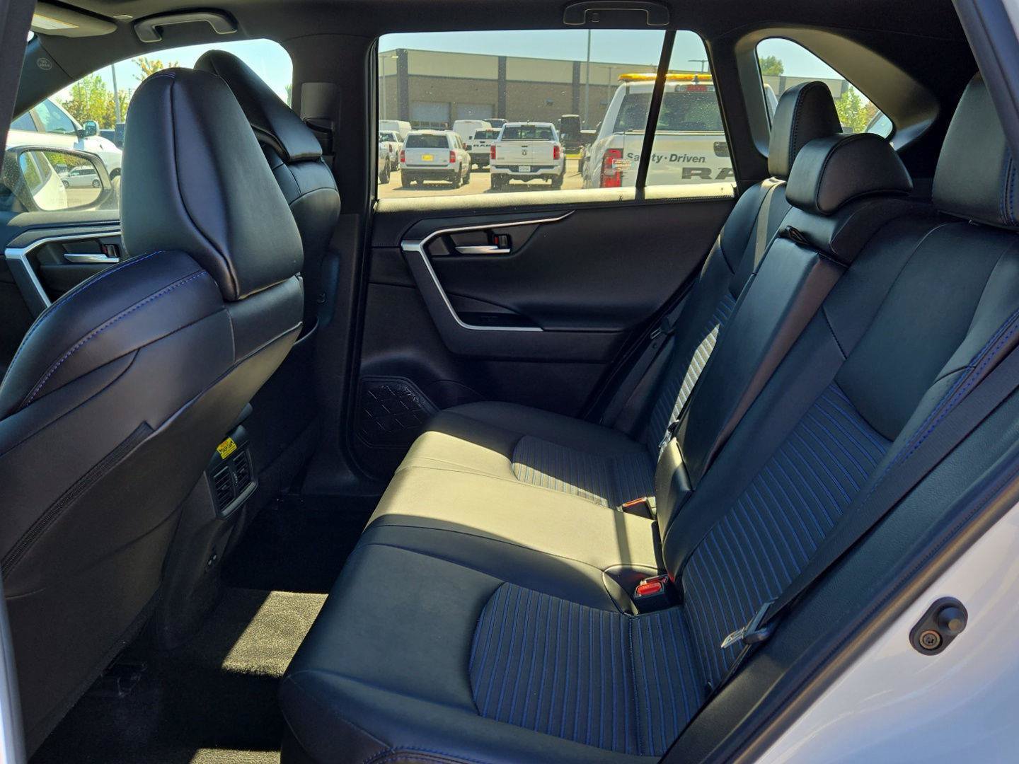 Used 2023 Toyota RAV4 XSE AWD/4WD image 14