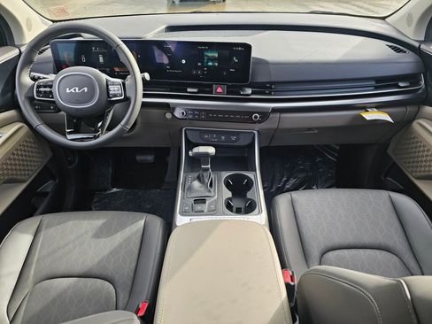 New 2026 Kia Carnival image 9