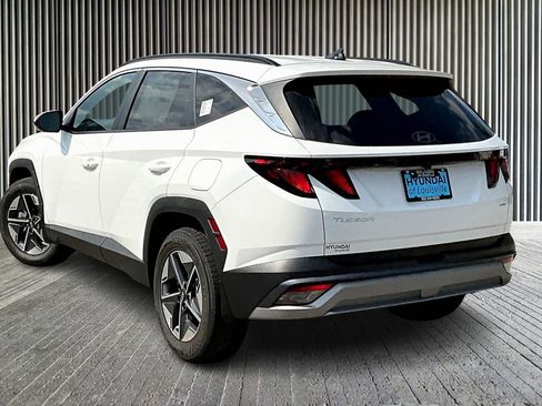 New 2026 Hyundai Tucson SEL image 3