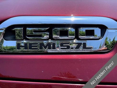 Used 2019 RAM 1500 Big Horn AWD/4WD image 8