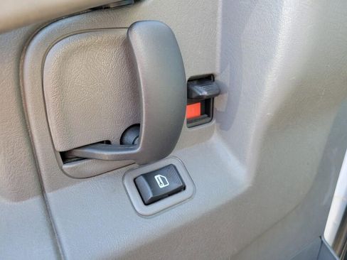 Used 2021 Chevrolet Express 3500 Base w/ Driver Convenience Package image 21