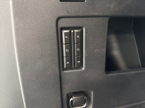 Used 2023 Ford Expedition Max Limited image 12