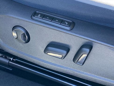 Certified 2023 Volkswagen ID.4 S image 11