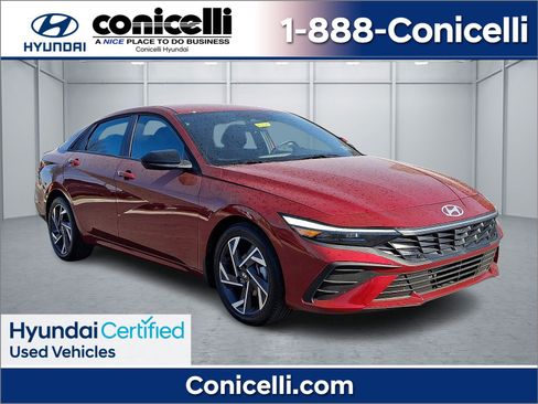 Certified 2025 Hyundai Elantra Sport image 1
