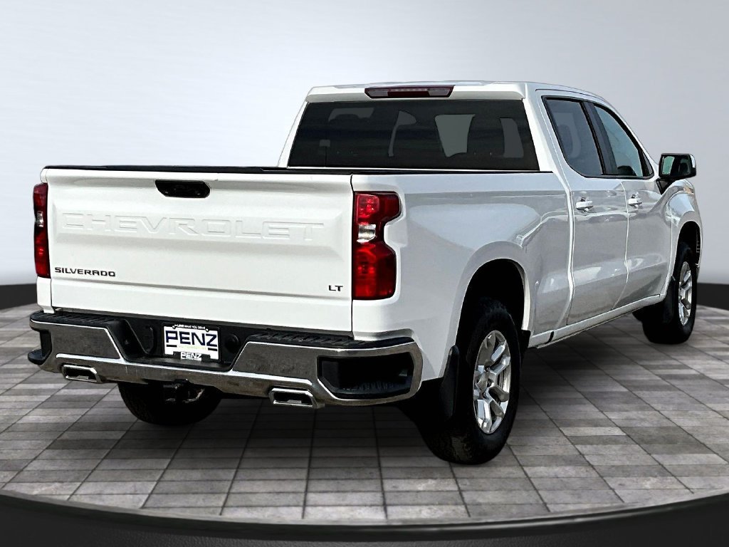 Used 2023 Chevrolet Silverado 1500 LT AWD/4WD image 7
