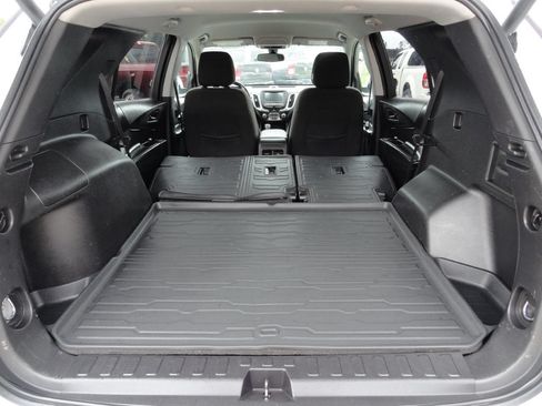 Used 2018 Chevrolet Equinox LT FWD image 13